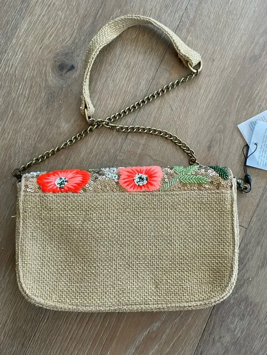 America & Beyond Floral Sequin Crossbody Bag in Coral and Gold - Picture 4 of 13